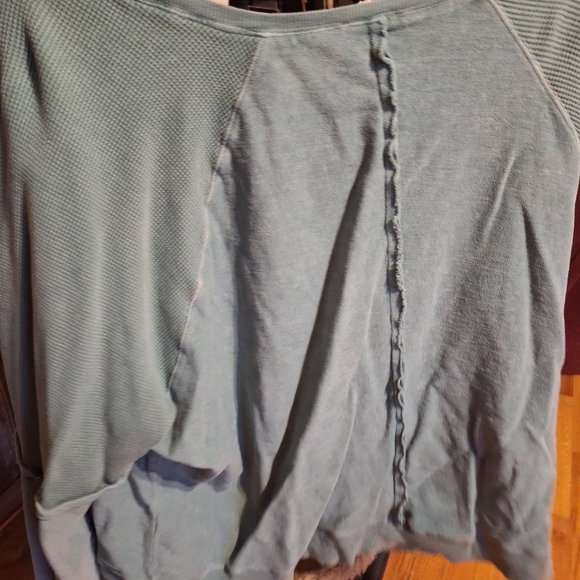 Green long-sleeved top size XL from Bibi - Picture 2 of 2